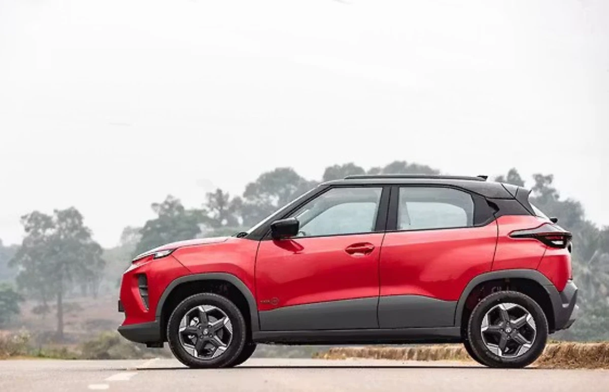 Punch EV Facelift Pros and Cons